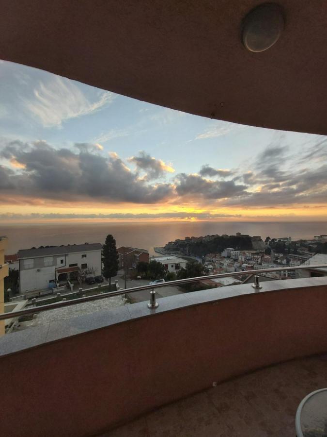 Apartments Baja ウルツィニ エクステリア 写真