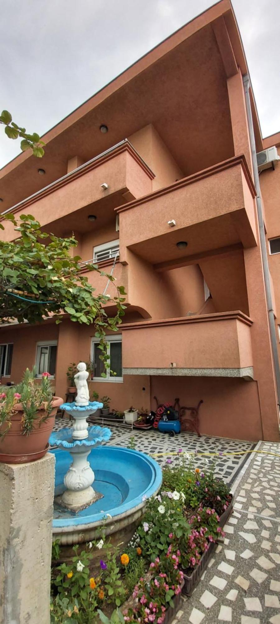 Apartments Baja ウルツィニ 部屋 写真